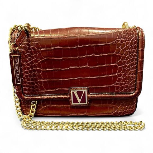 Victoria's Secret Burgundy / Crimson Crocodile Crossbody Purse Bag‎ Gold Chain - Picture 1 of 5